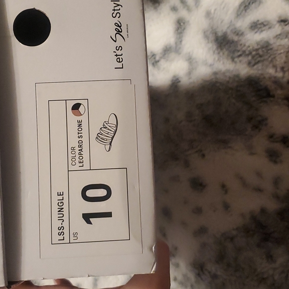 Let's see style sandals size 10 NEW - Picture 3 of 6